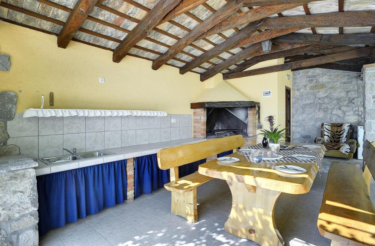 Villa Bella Lupoglav  Exterior photo